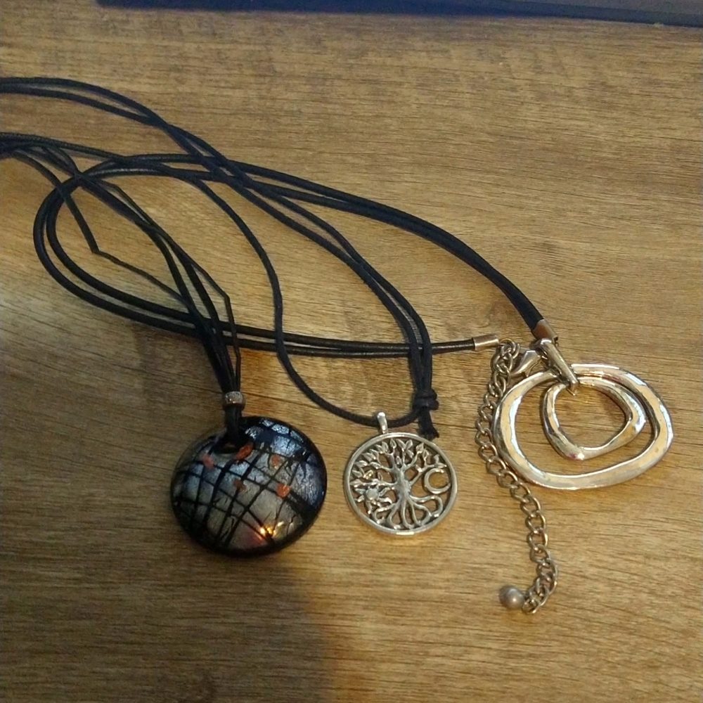 Starter Set 3 Black and Silver Necklaces
